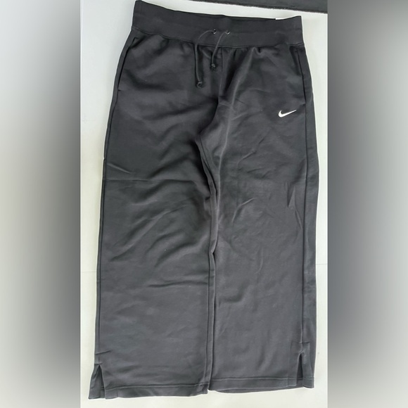 Nike sweatpants - Picture 1 of 5